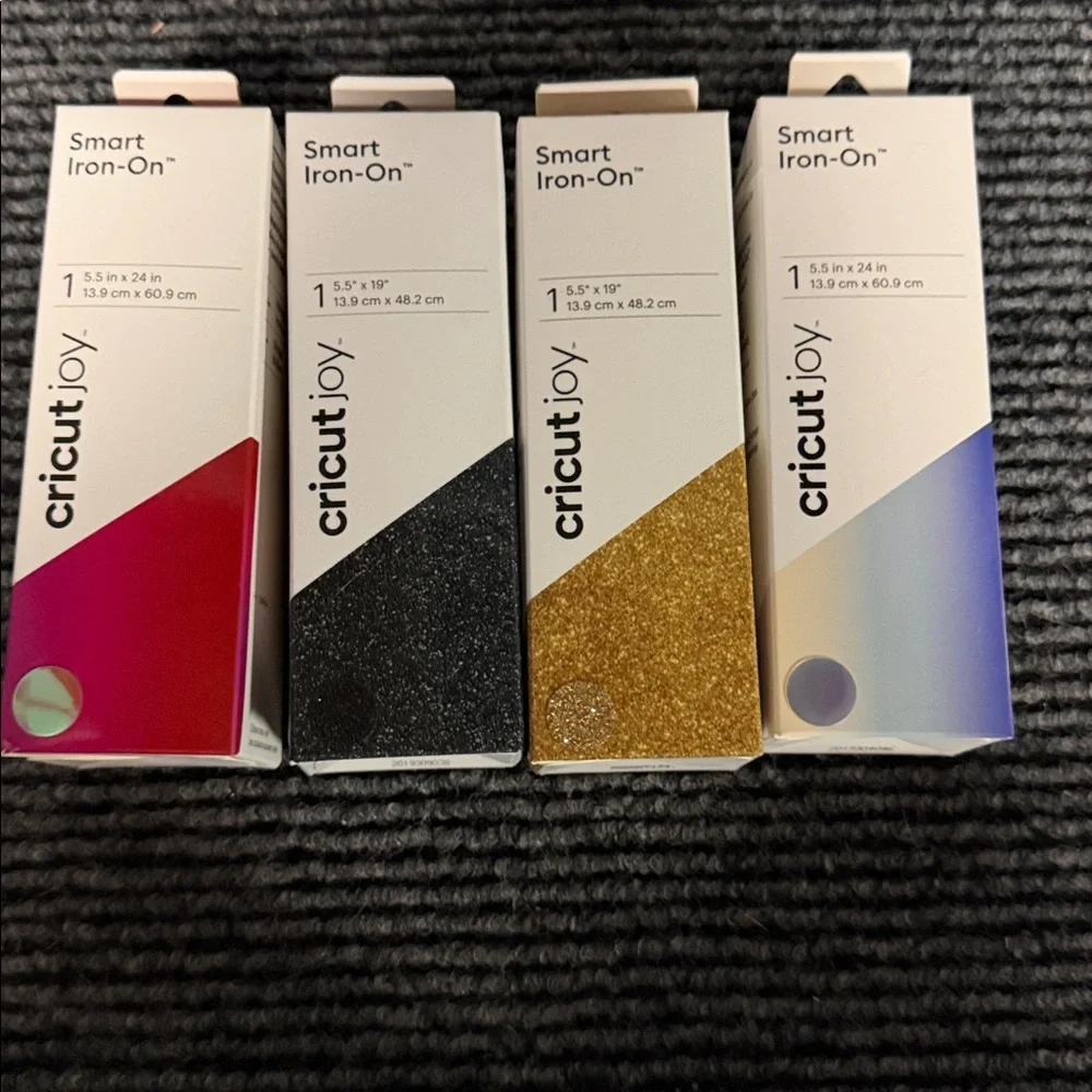 Cricut Joy machine with carry case and bundle of accessories. - Picture 12 of 17